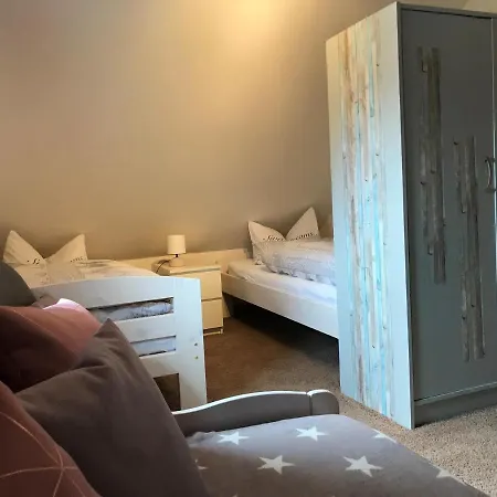 Rhoenblick, * Kaltensundheim